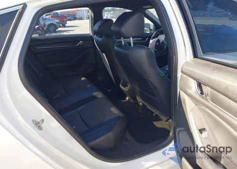 2018 Honda Accord Sport z USA, uszkodzony, nr VIN 1HGCV1F32JA063054